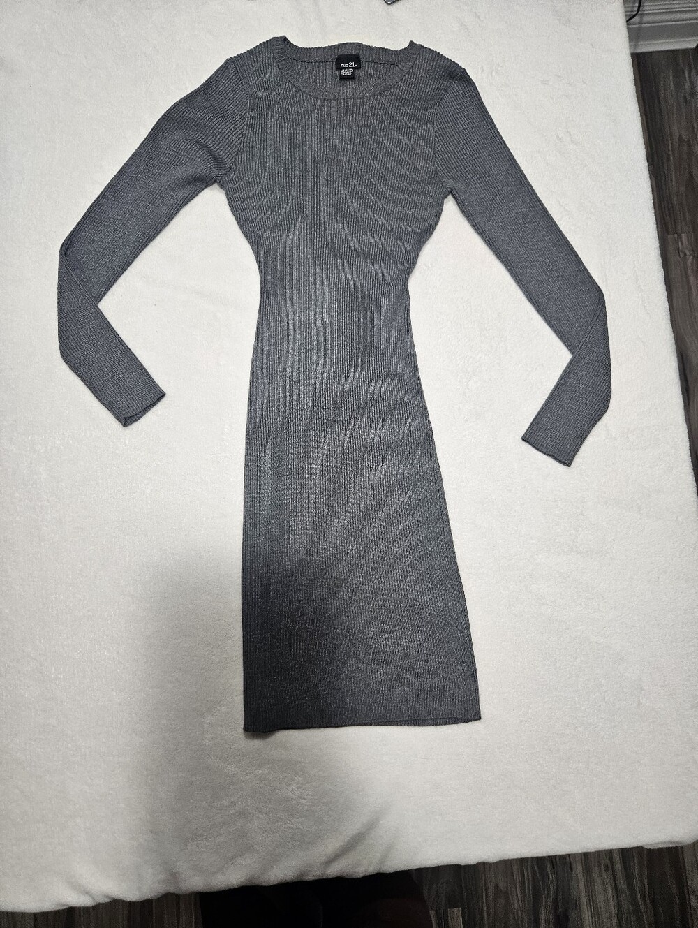 Rue21 Charcoal Gray Ribbed Long Sleeve Midi Dress